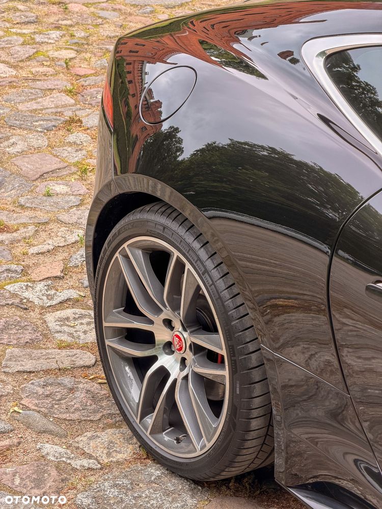 Jaguar F-Type AWD R-Dynamic - 39