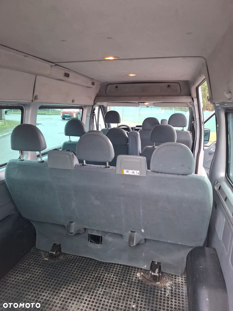 Ford Transit - 15