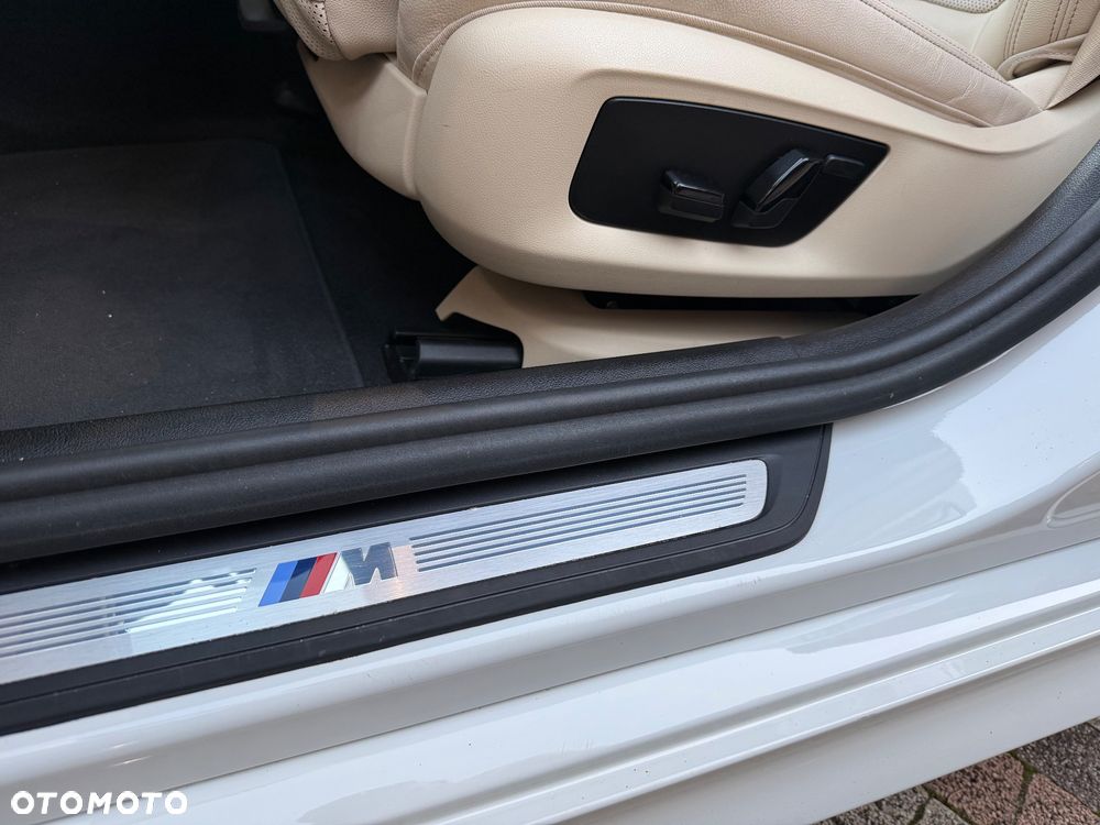 BMW Seria 5 530e M Sport sport - 39