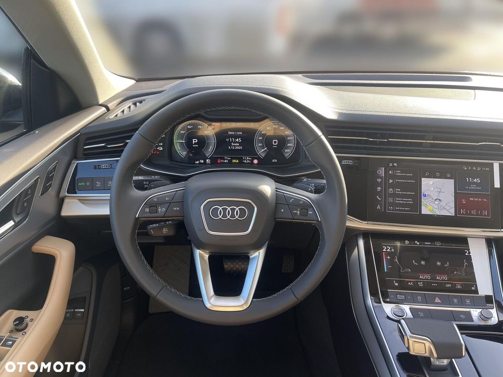 Audi Q8 - 12