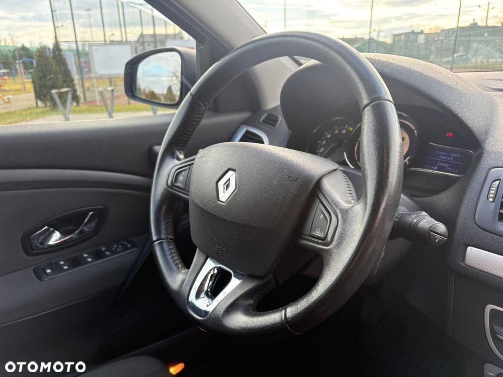 Renault Megane ENERGY TCe 115 Start & Stop LIMITED - 16