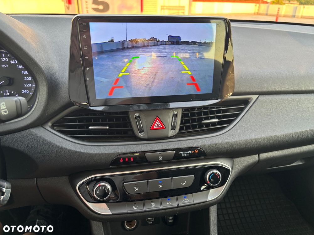 Hyundai i30 1.0 T-GDI Modern - 12