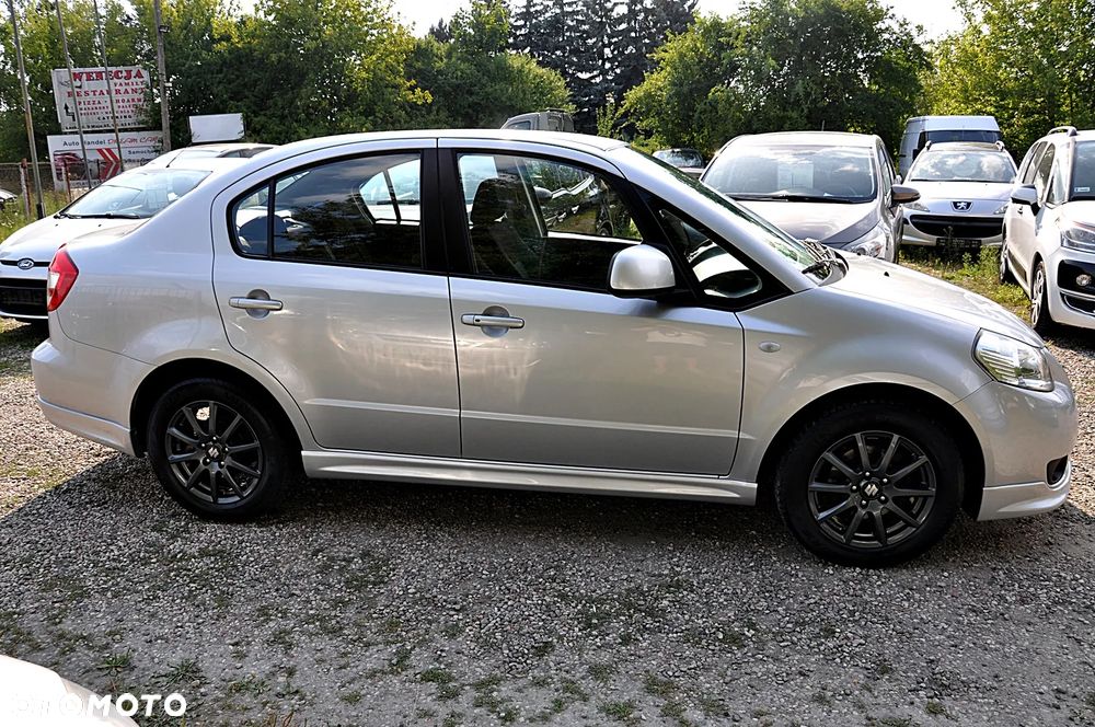 Suzuki SX4 1.6 GS/Premium - 10