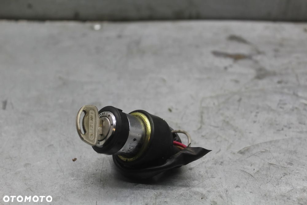 Suzuki GN 125 Stacyjka klucz - 4