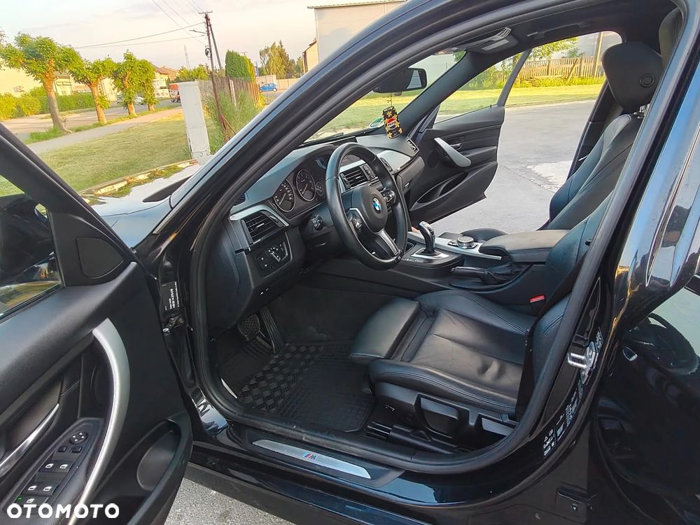 BMW Seria 3 320d xDrive Sport Line - 10