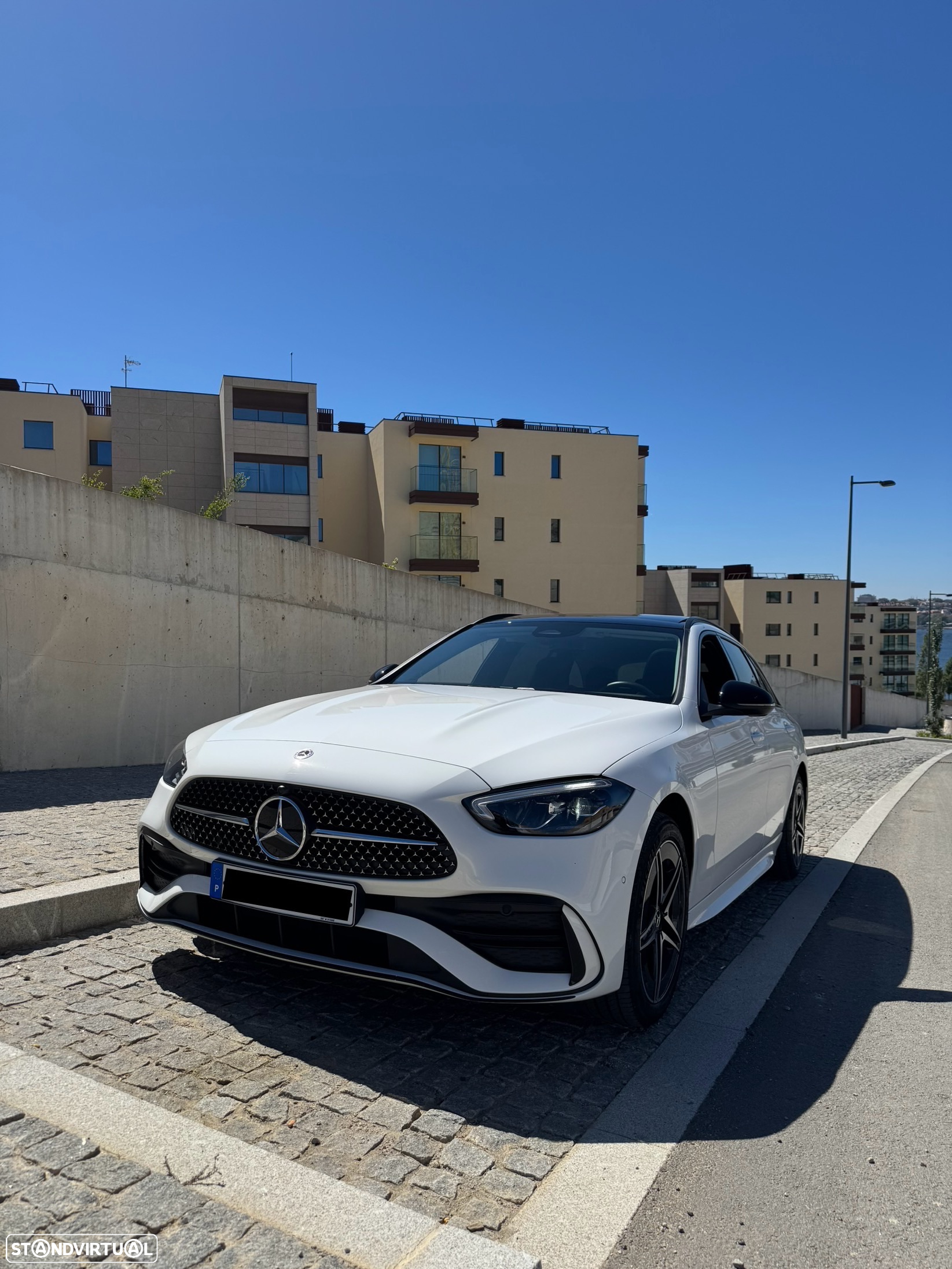 Mercedes-Benz C 300 e AMG Line - 3