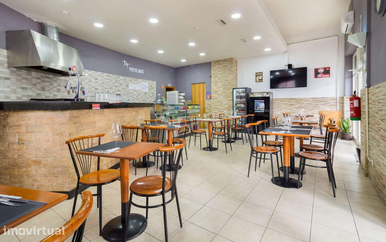 Trespasse Cafe | Restaurante em Santa Marta do Pinhal com arrendamento - Grande imagem: 3/16