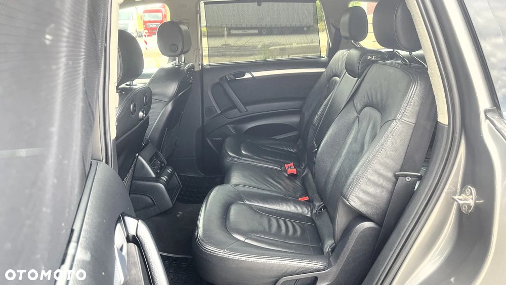 Audi Q7 - 15