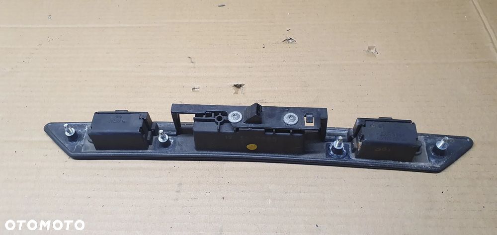 Blenda klapy bagażnika mikrostyk podświetlenie Audi A3 8P A4 B6 8P0827574 - 5
