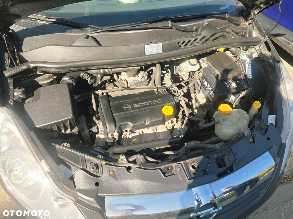 Opel Corsa 1.2 16V Enjoy - 5