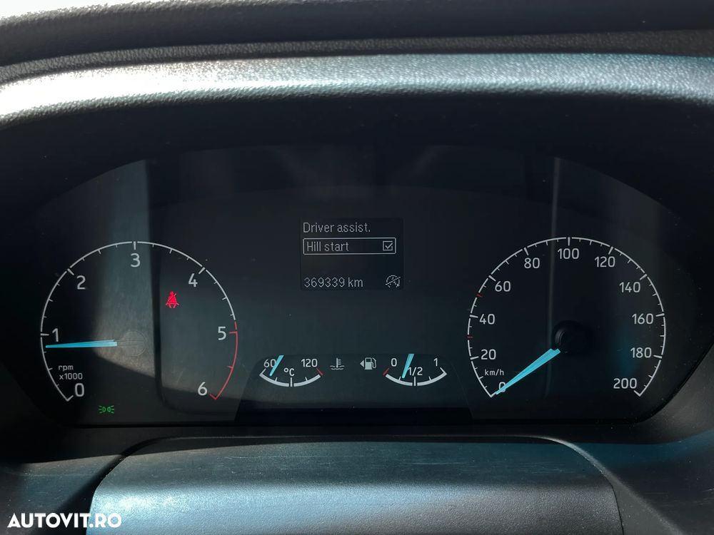 Ford Transit - 19