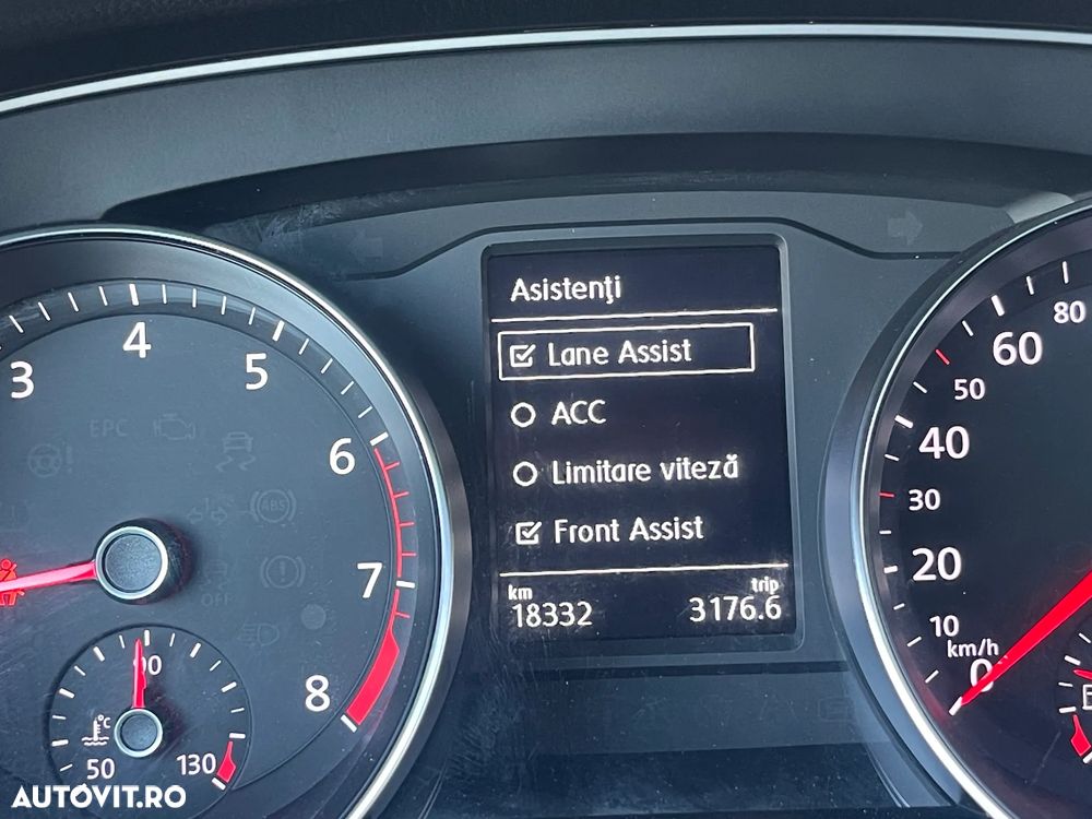 Volkswagen Passat 1.5 TSI ACT OPF DSG Comfortline - 18