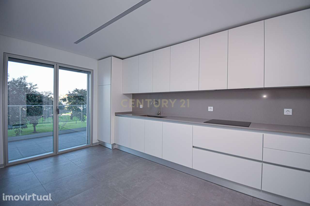 Apartamento T2 em Empreendimento Varandas da Torre em Carcavelos (Nova - Grande imagem: 2/22