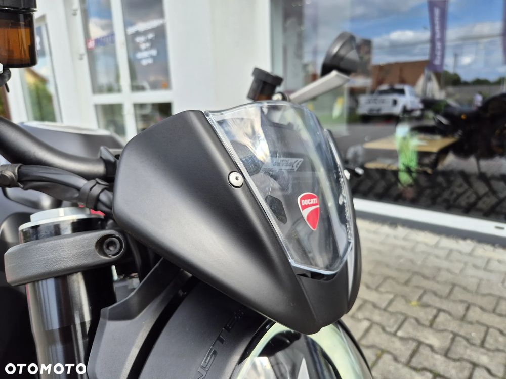 Ducati Monster - 13