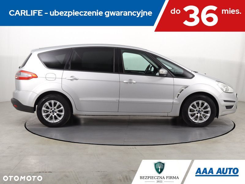 Ford S-Max - 8