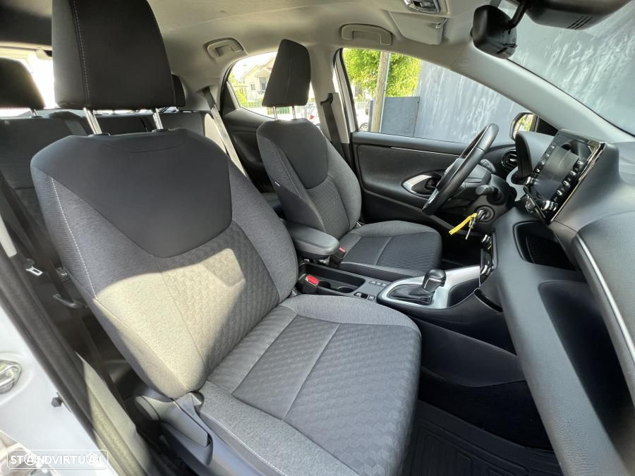 Toyota Yaris 1.5 HDF Comfort Plus - 22