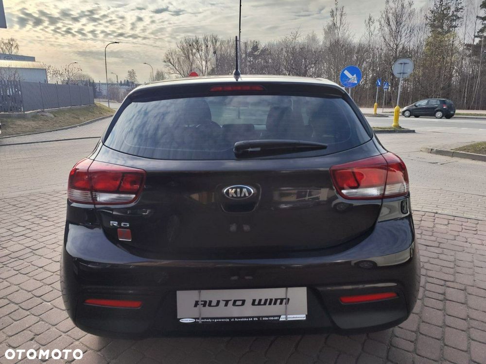 Kia Rio - 9