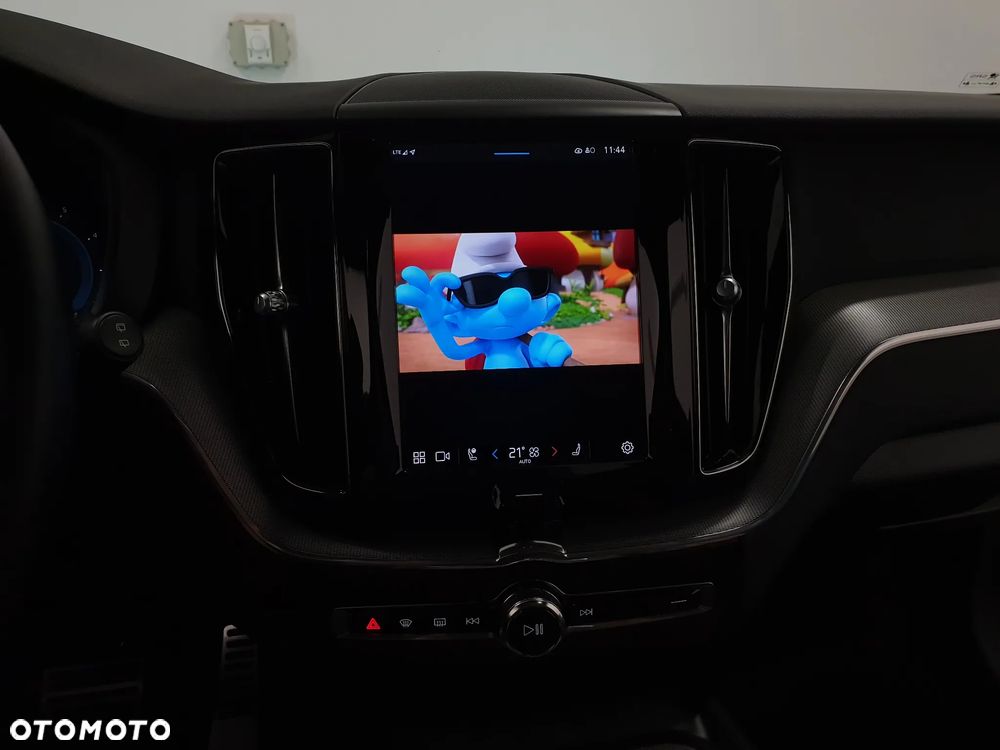 Volvo XC 60 B4 D Geartronic RDesign - 16