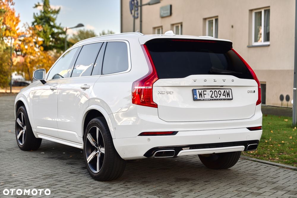 Volvo XC 90 D5 SCR AWD R-Design 7os - 15