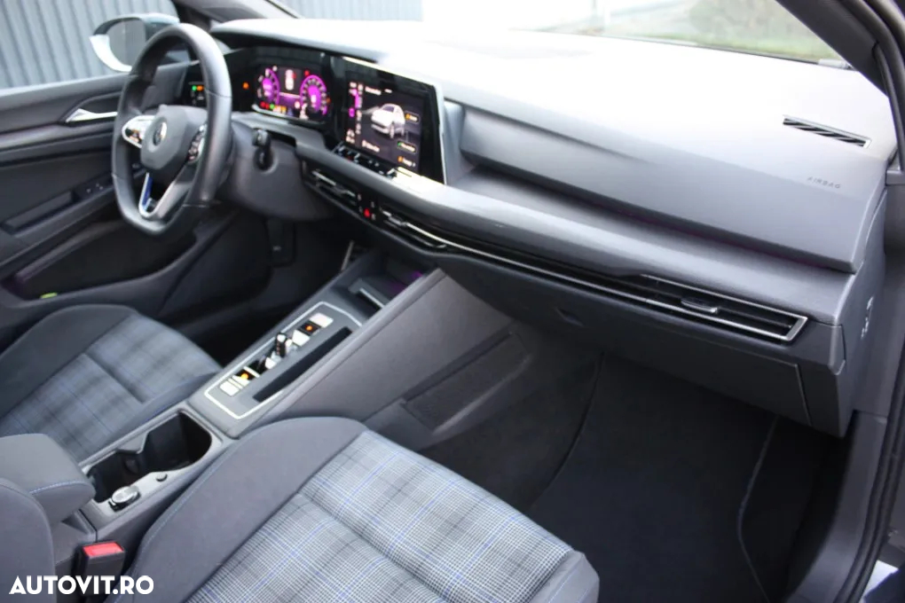 Volkswagen Golf 1.4 eHybrid Style - 9