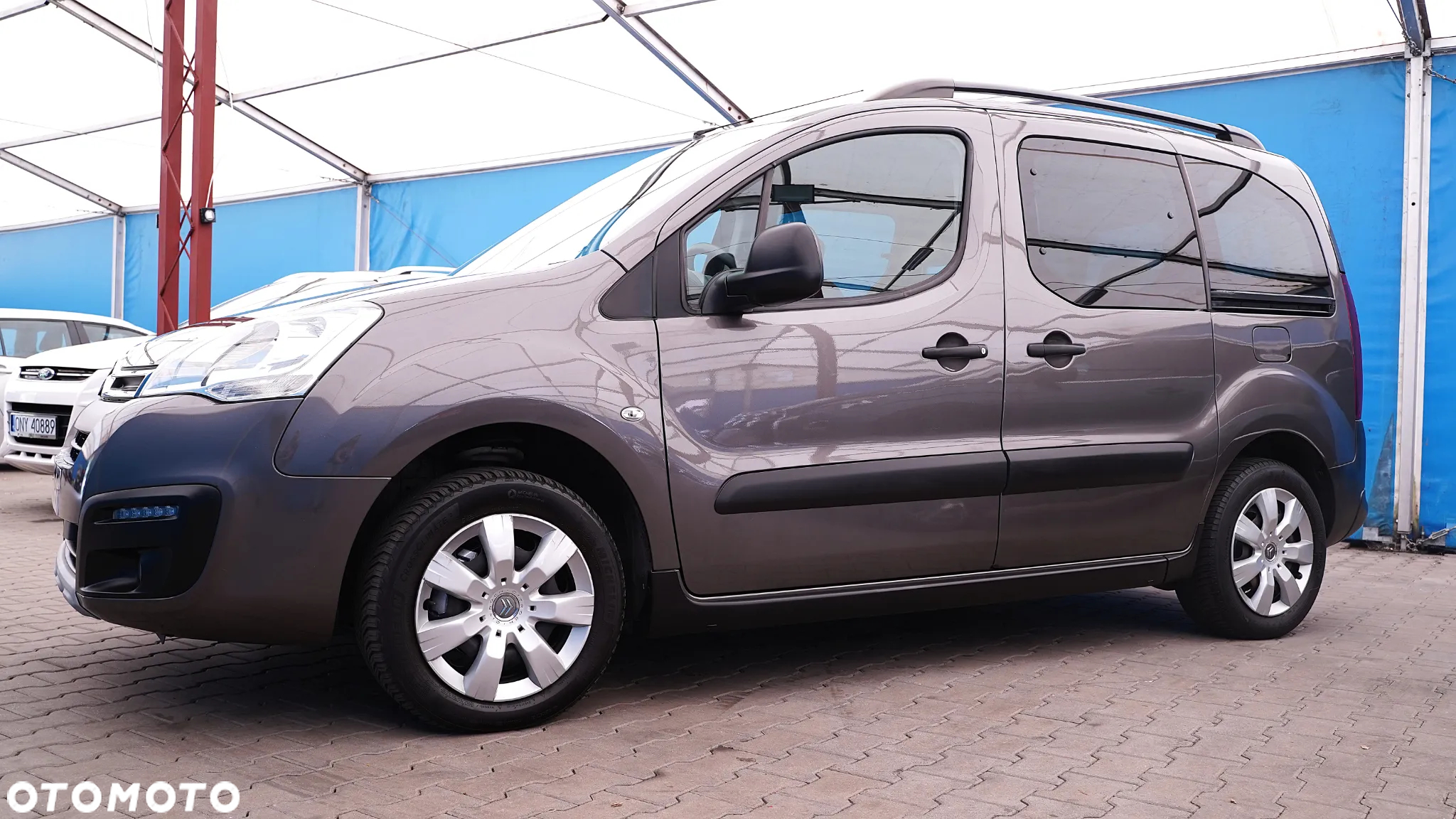 Citroën Berlingo Multispace PureTech 110 SHINE - 4