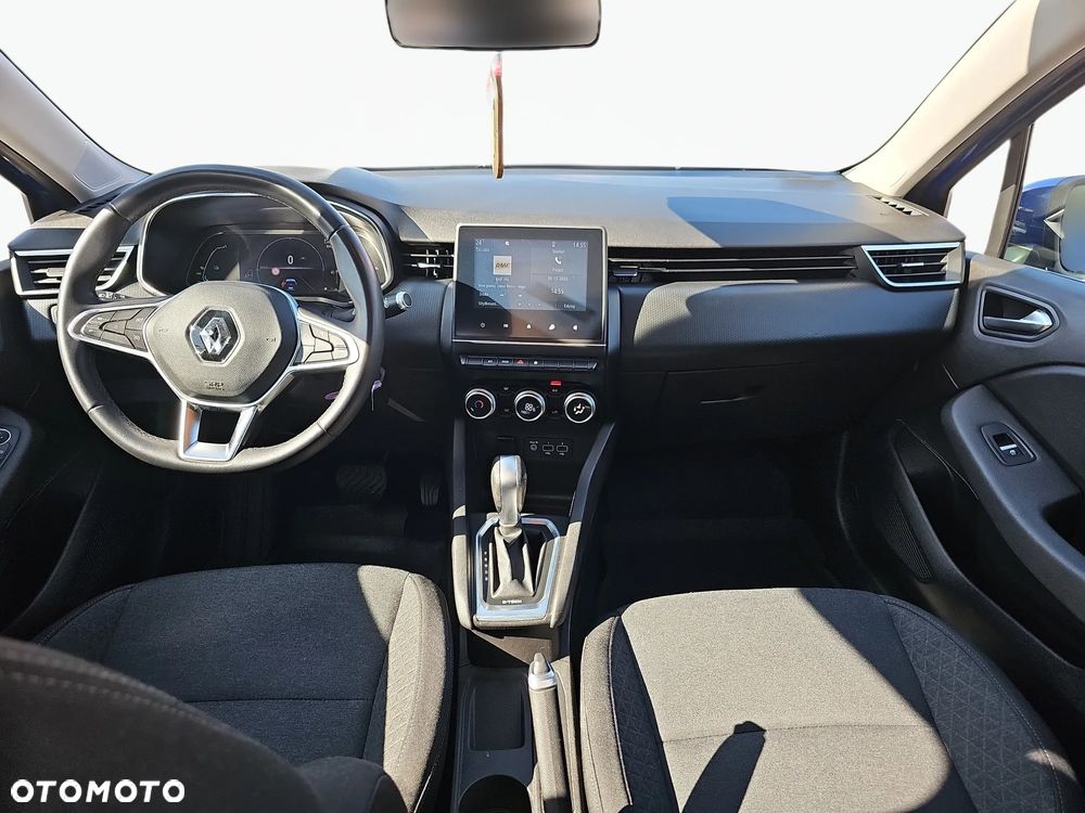 Renault Clio - 11