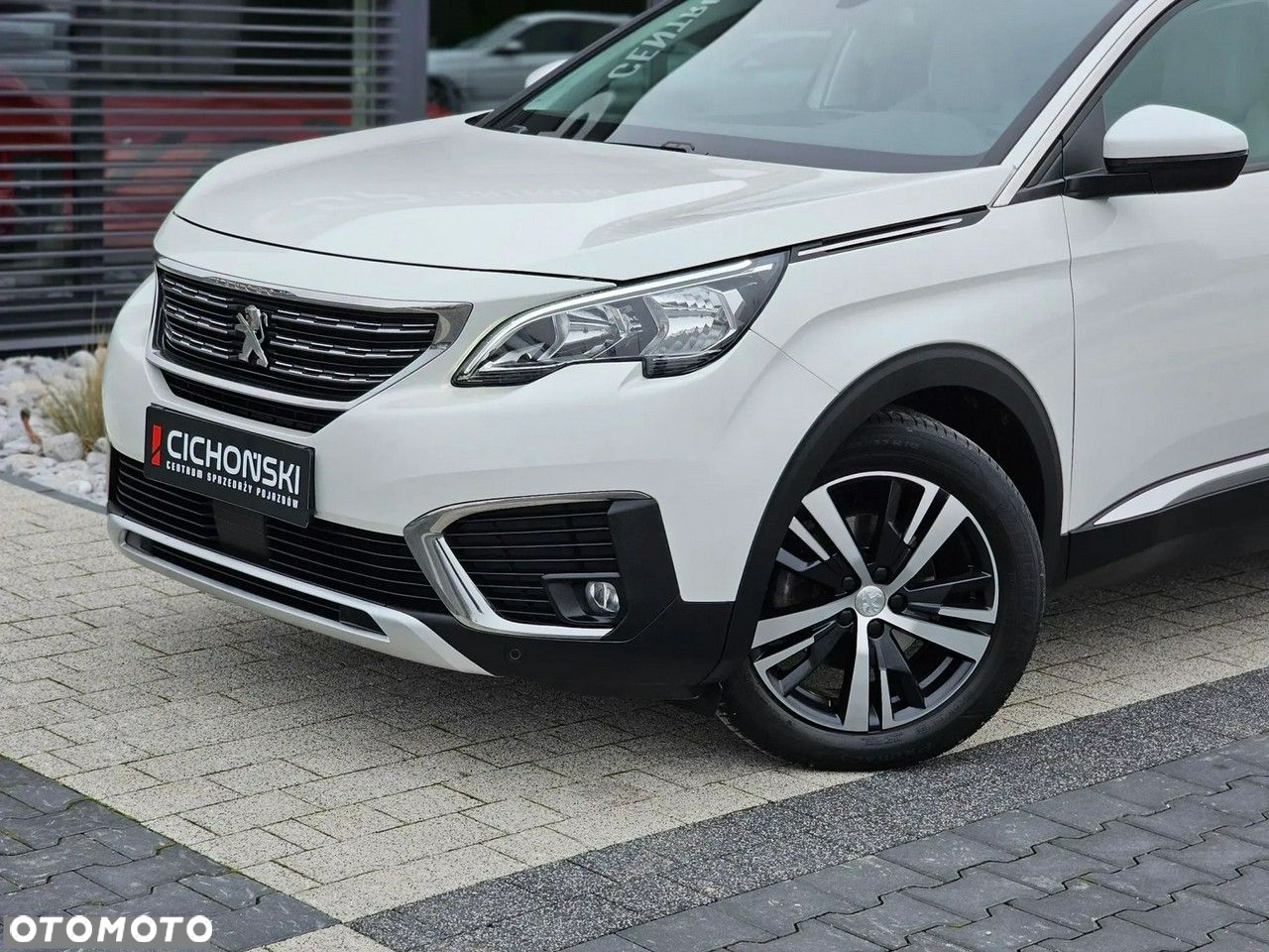 Peugeot 5008 1.6 PureTech Allure S&S EAT8 - 2