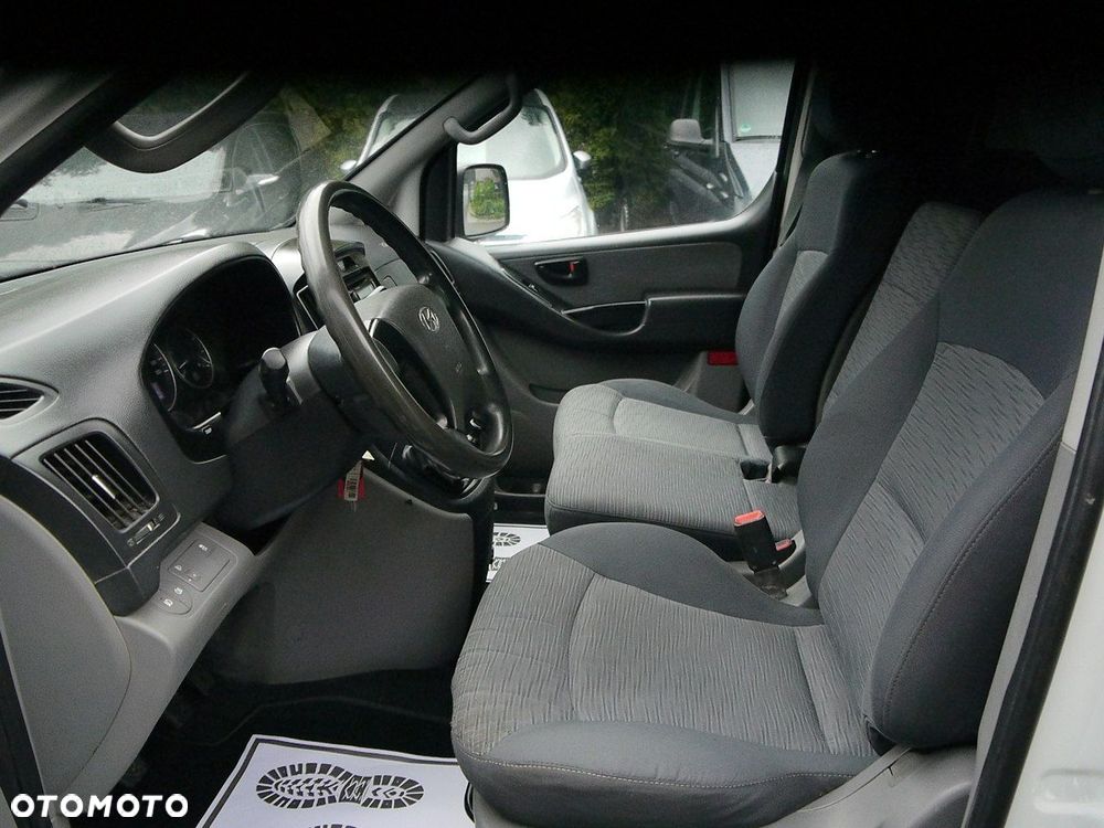 Hyundai H-1 - 22