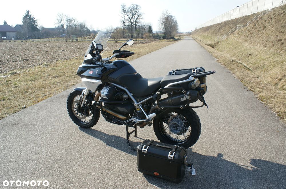 Moto Guzzi Stelvio - 9