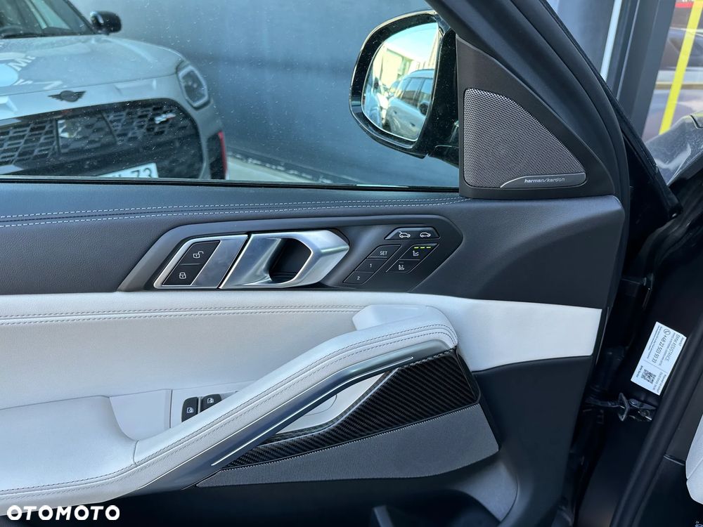 BMW X6 M60i mHEV sport - 13