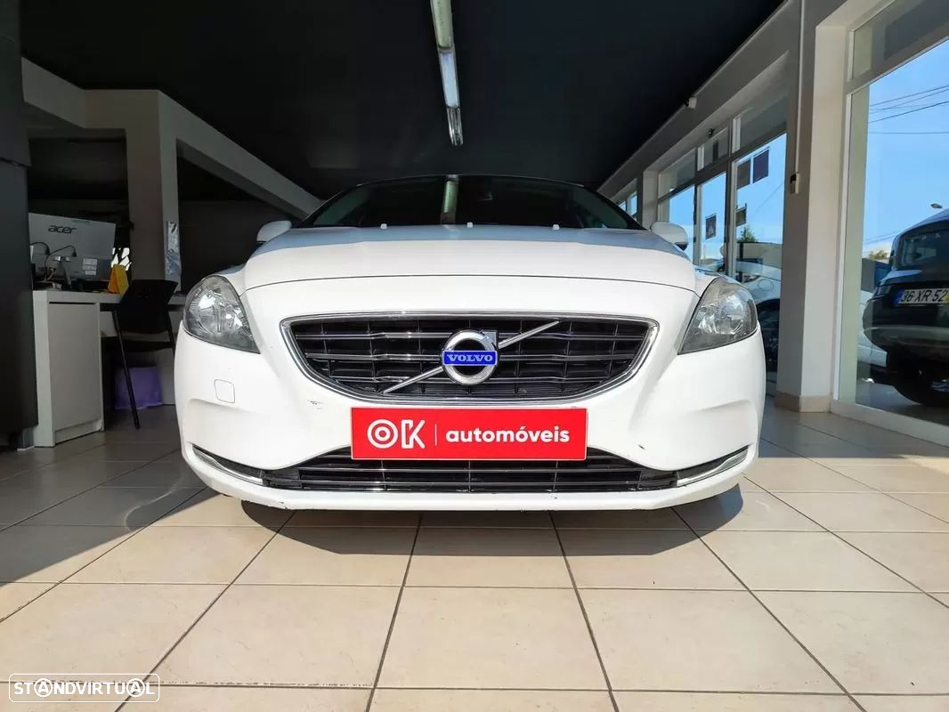 Volvo V40 1.6 D2 Momentum - 3