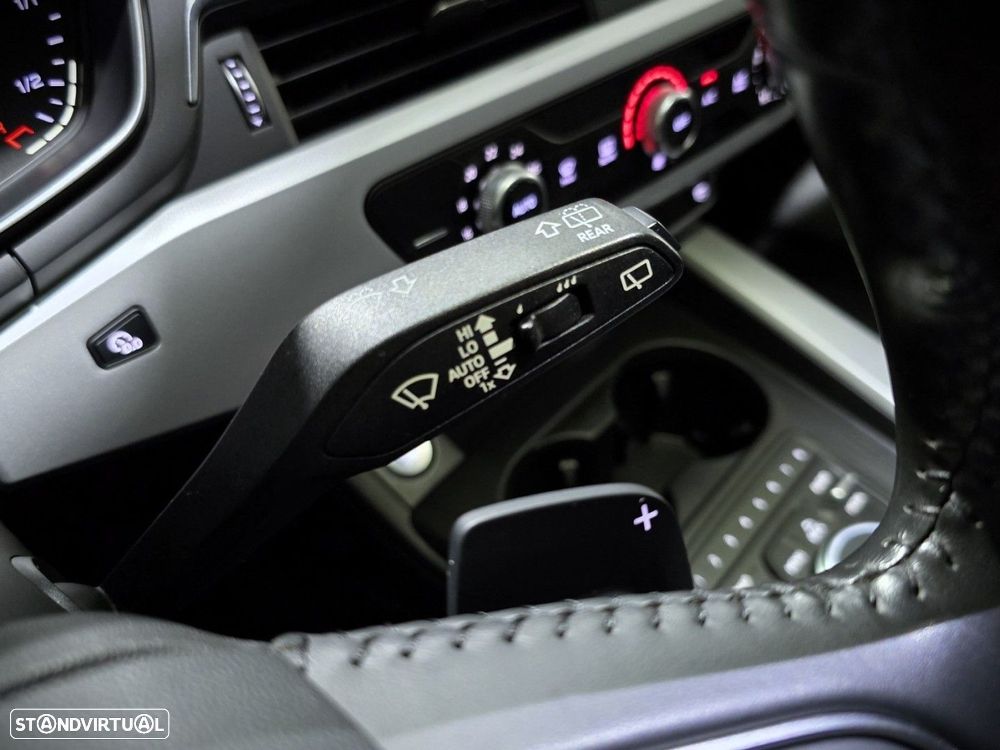 Audi A4 Avant 2.0 TDI Advance S tronic - 19