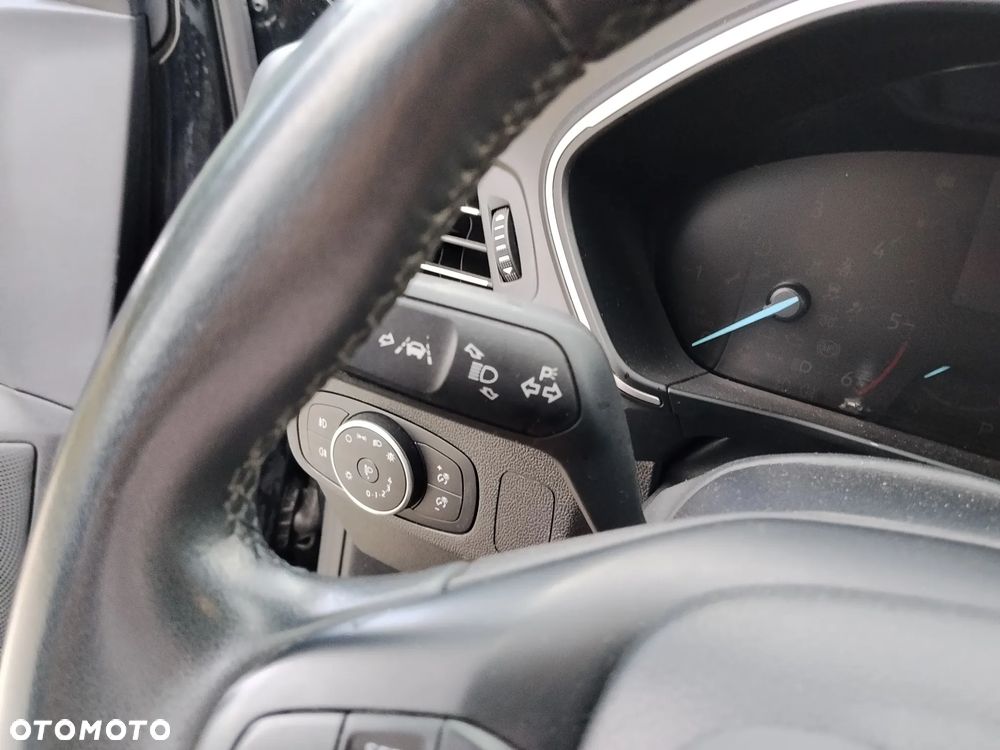 Ford Focus - 18
