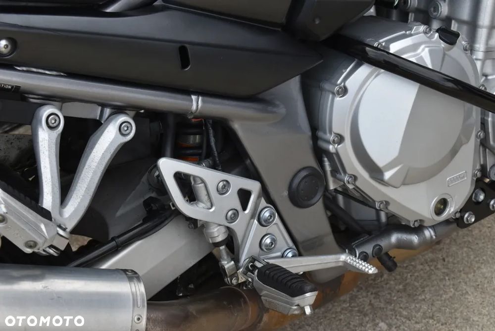 Suzuki Bandit - 33