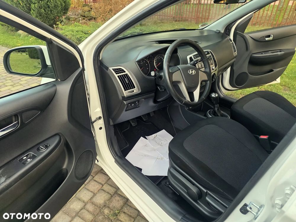 Hyundai I20 2013 photo 5