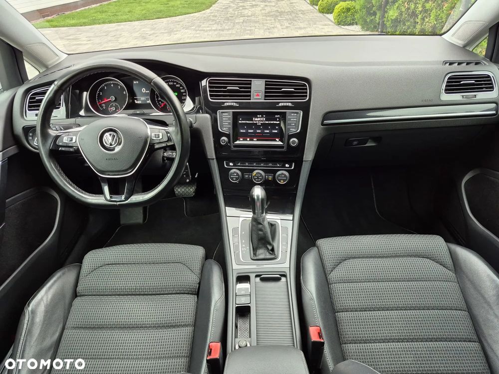 Volkswagen Golf 1.4 TSI BMT Highline DSG - 18