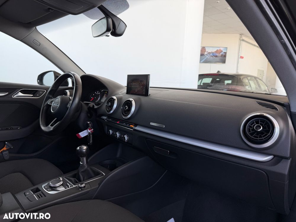 Audi A3 Sportback 1.0 30 TFSI Design - 26