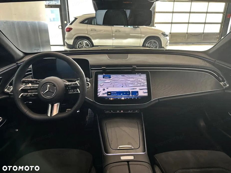Mercedes-Benz Klasa E 220 d mHEV 4-Matic AMG 9G-Tronic - 9