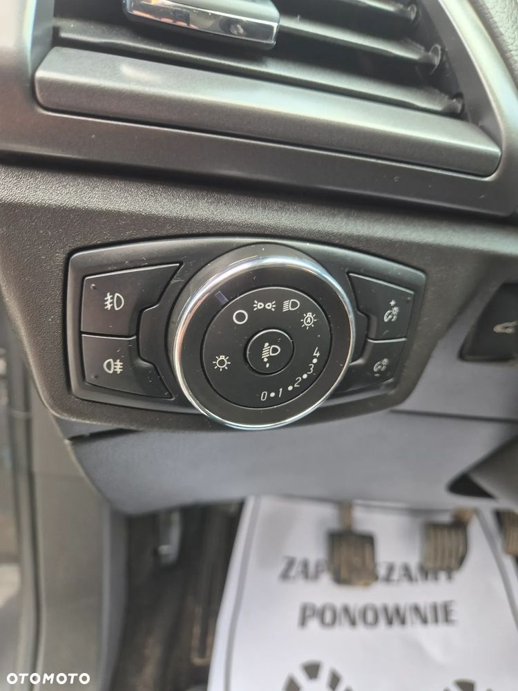 Ford Mondeo - 25