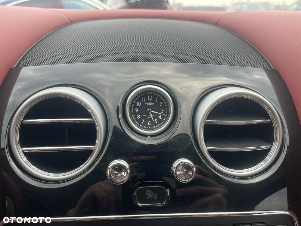 Bentley Continental GT V8 S - 17