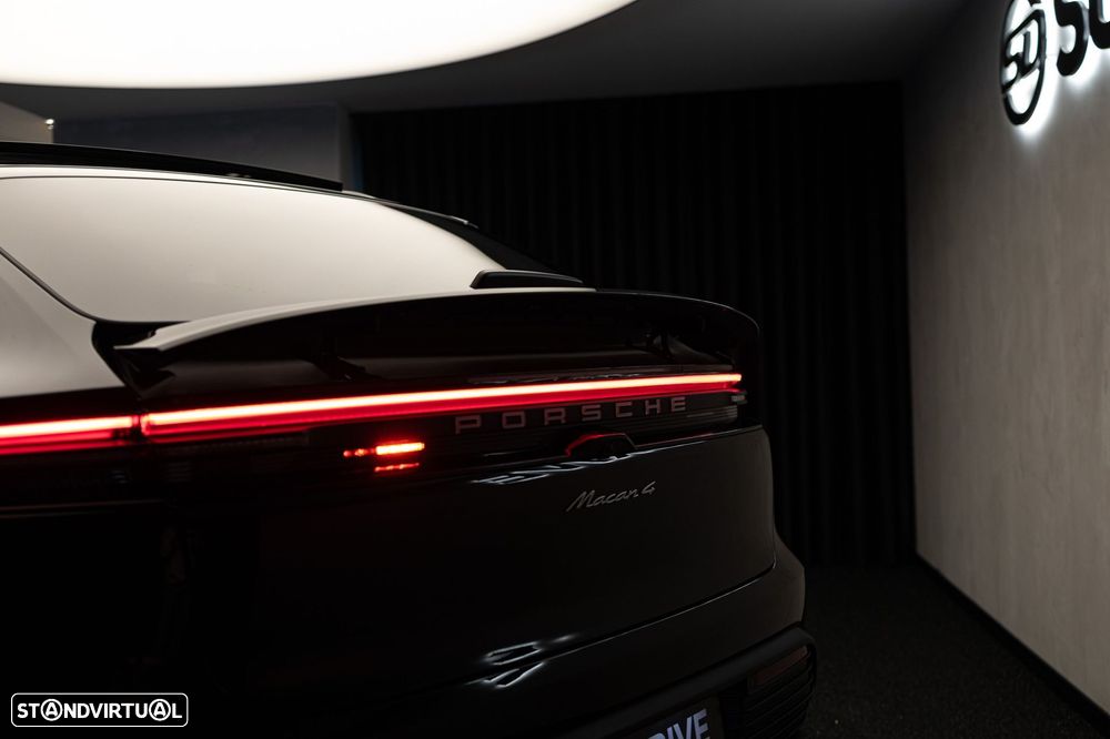 Porsche Macan Electric 4 - 42