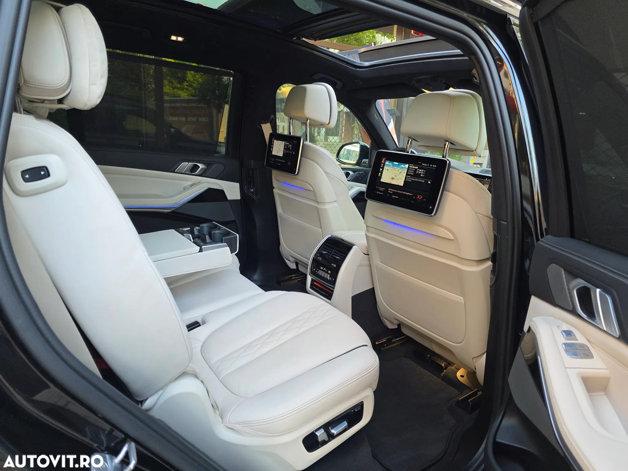 BMW X7 M50d - 10
