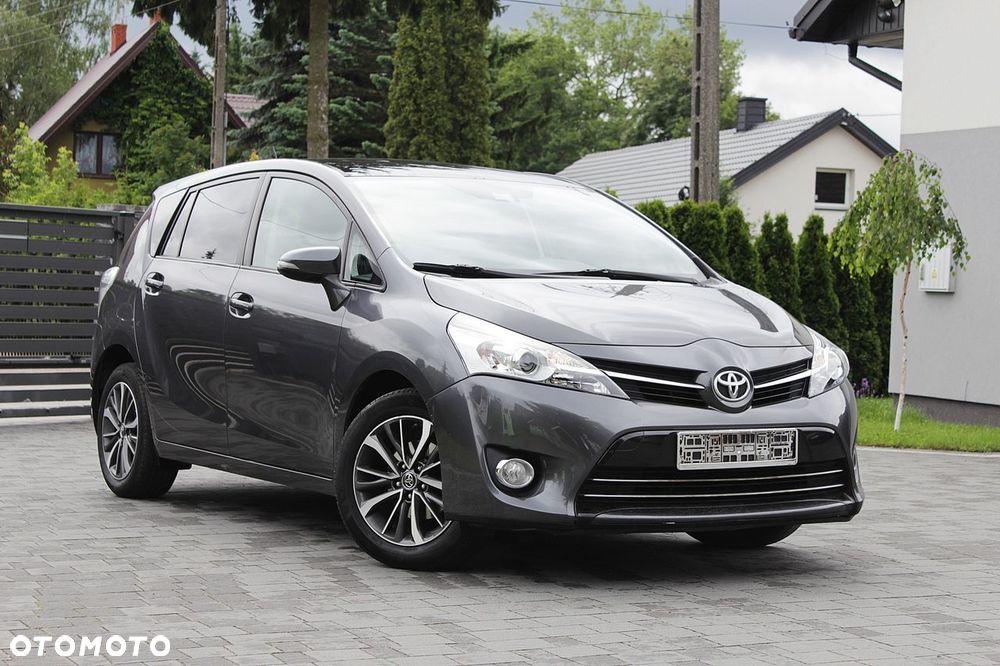 Toyota Verso 1.8 Prestige MS EU6 - 9