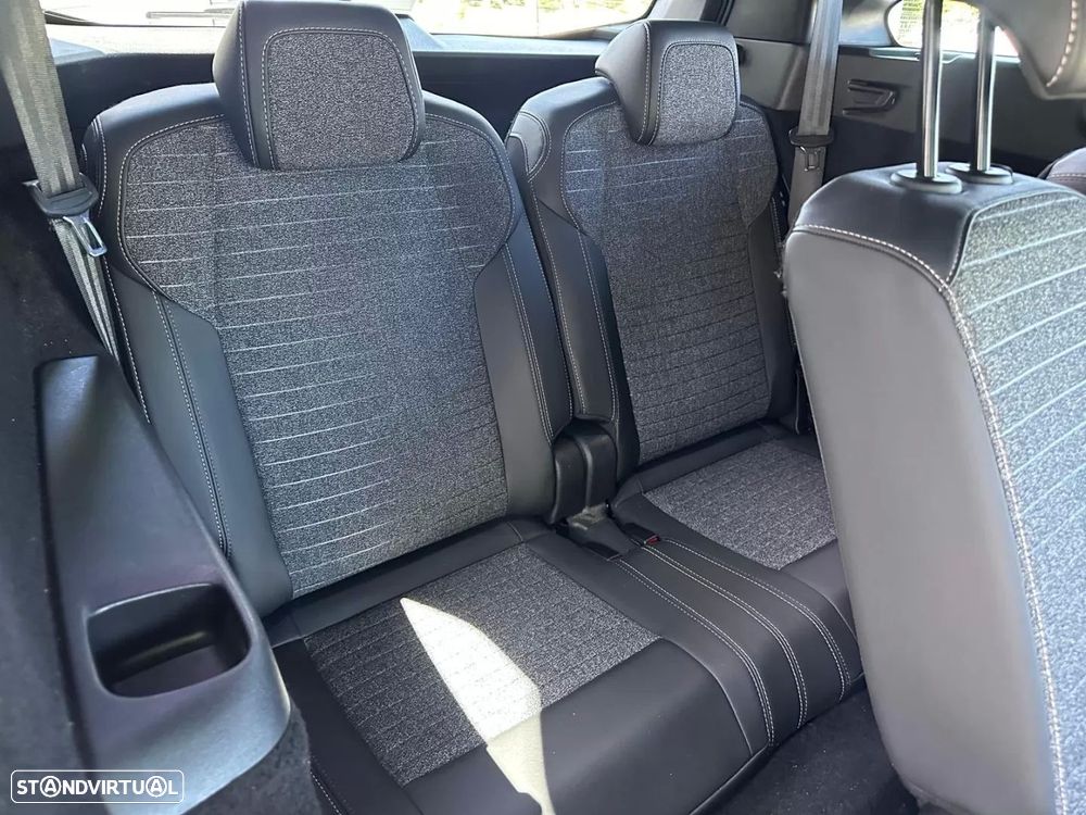 Peugeot 5008 1.2 Hybrid Allure e-DCS6 - 10
