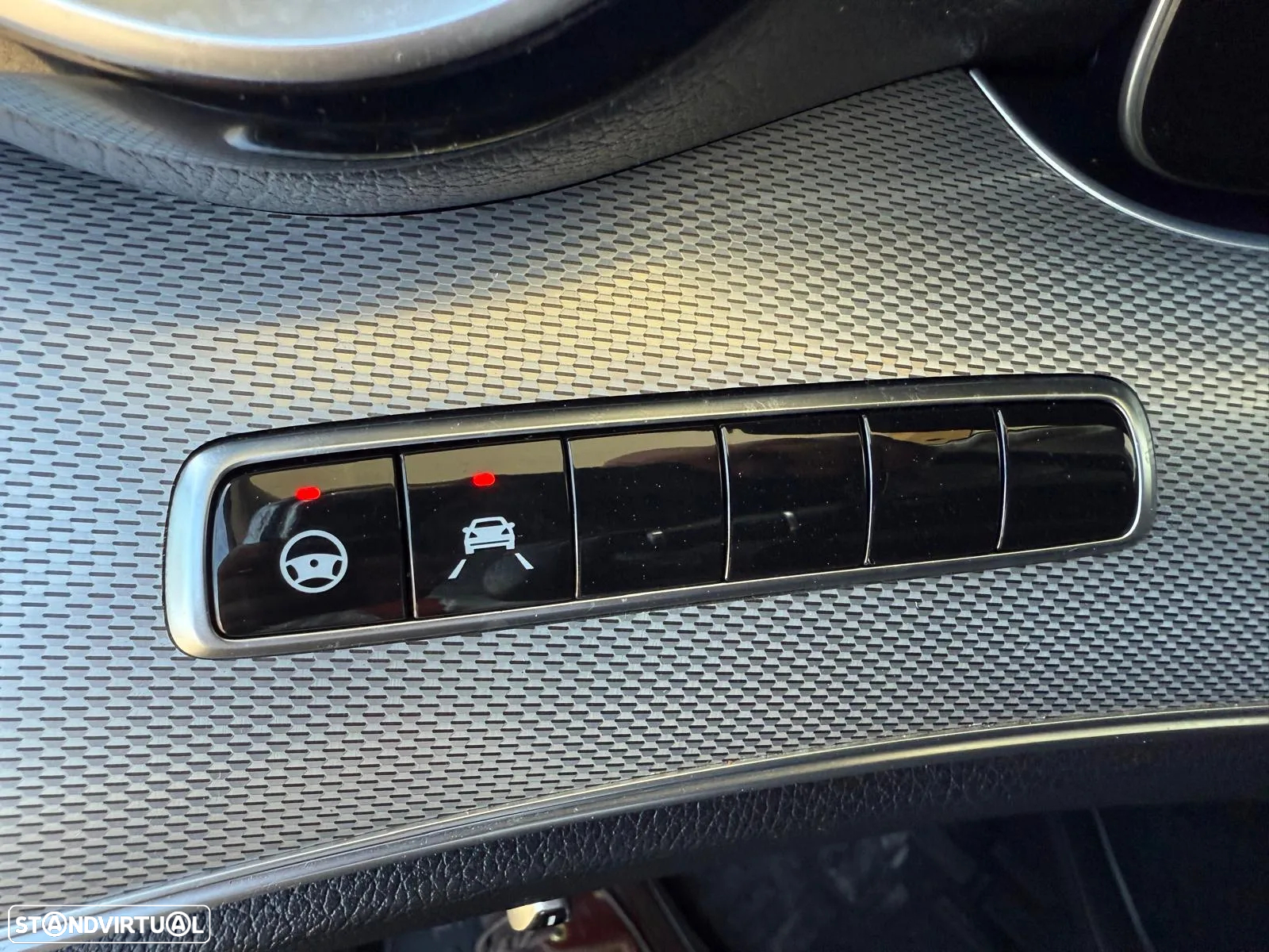 Mercedes-Benz E 200 d Exclusive Line - 18