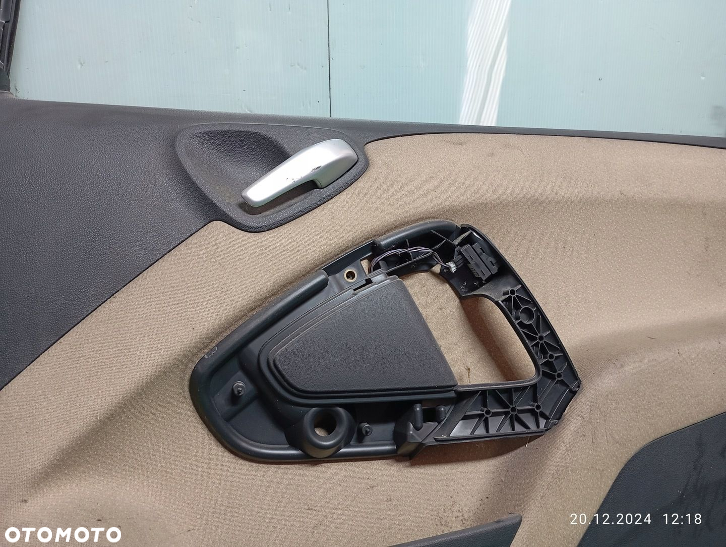DRZWI PRAWE Z SZYBA PODNOSNIK SZYBY SMART FORTWO II 2 451 07- - 10