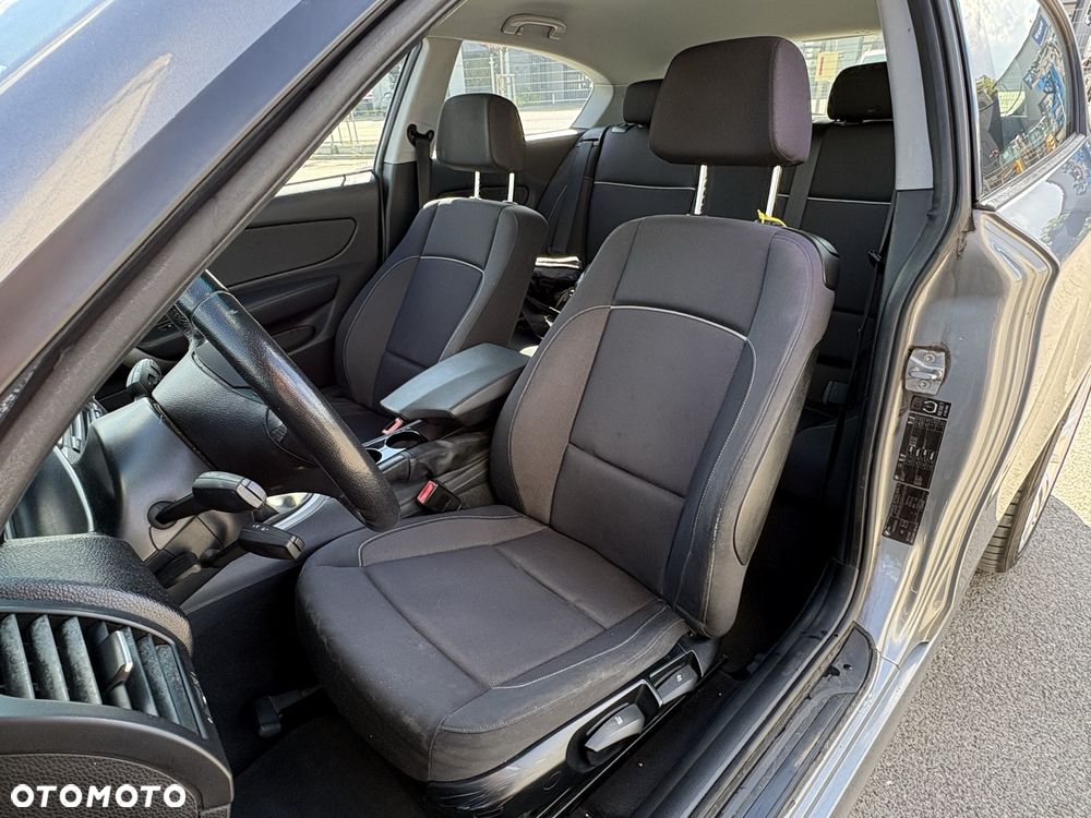 BMW Seria 1 118d - 9