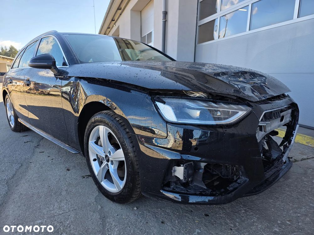 Audi A4 Avant 40 TDI quattro S tronic advanced - 2