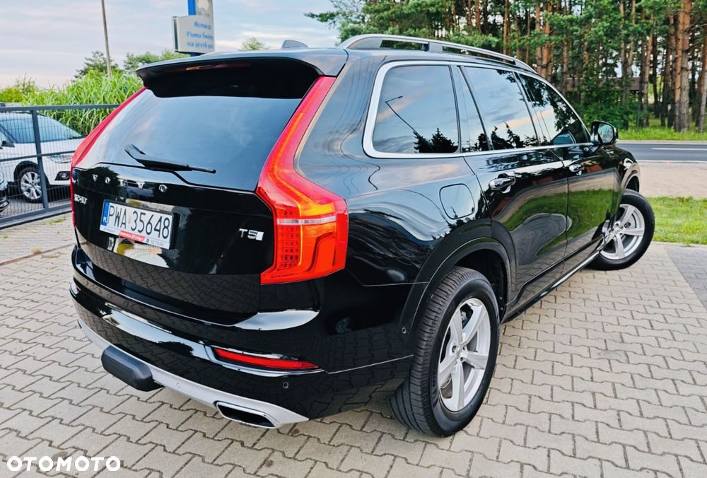 Volvo XC 90 - 21