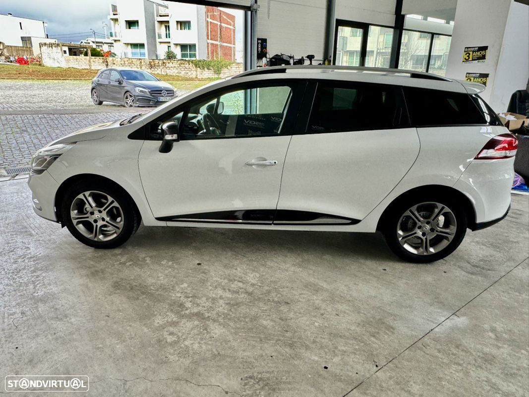 Renault Clio Sport Tourer 1.5 dCi Zen - 26